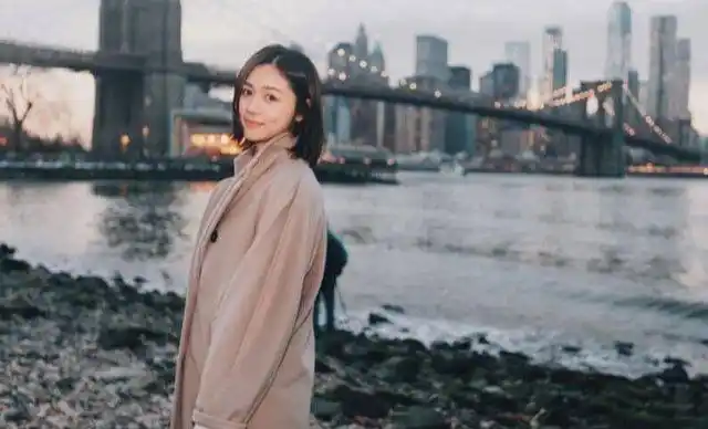 中国最年轻女机长伍倩玉:17岁开飞机,空中花木兰,巾