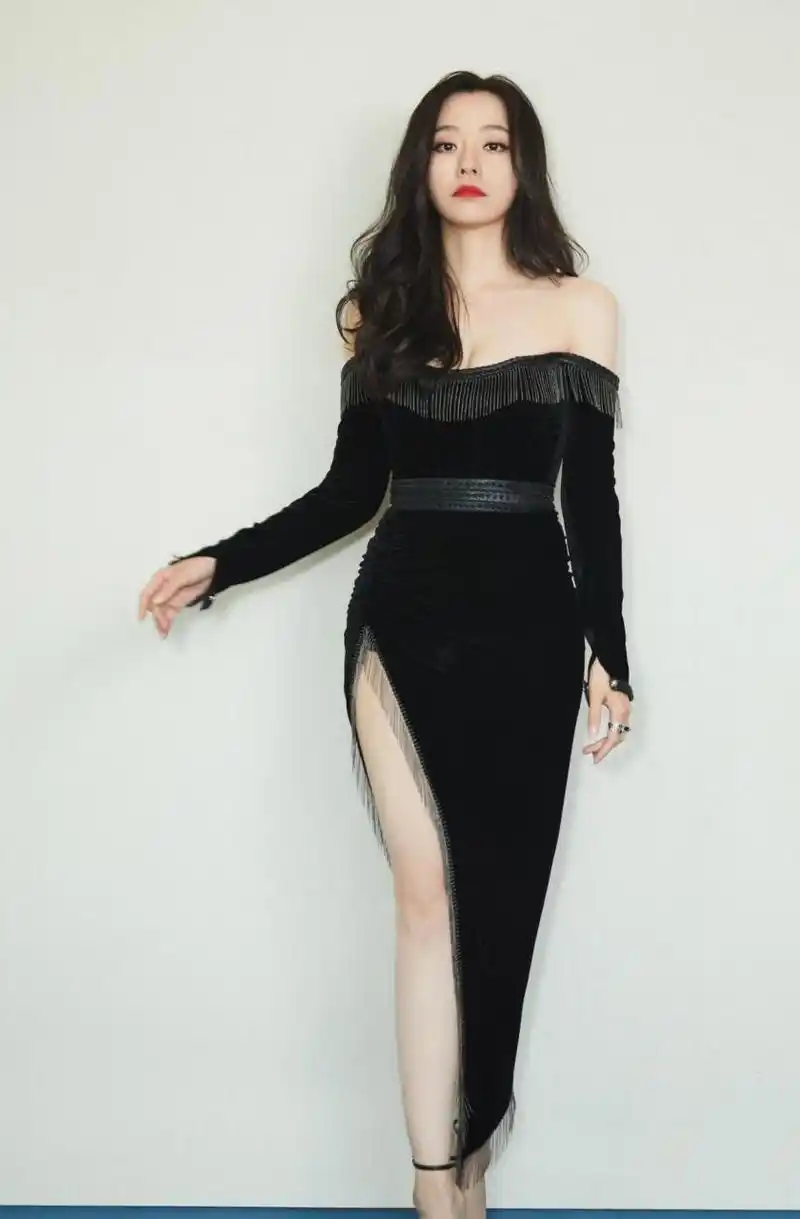 张靓颖  美腿玉足合集