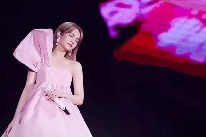 杨丞琳宁波演唱会#谁的青春没有一首杨丞琳的歌?你的青春住了 ??