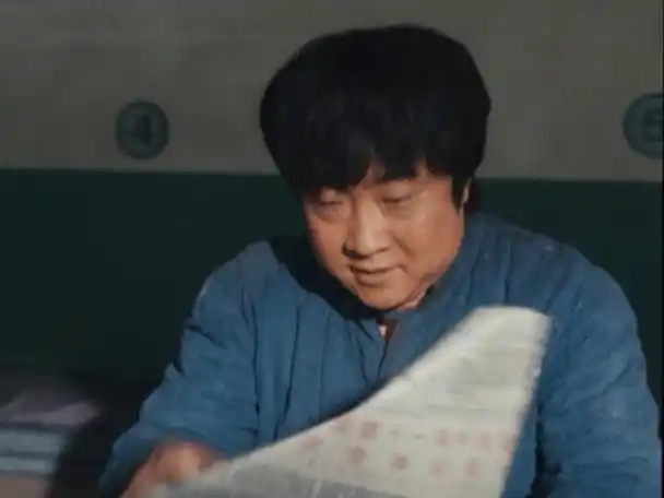 尽管如此,整个家庭都非常团结,他的女友罗虹也会毫不动摇地站在他的