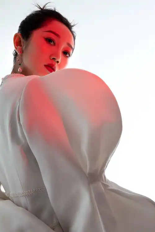 p data-id="go045yhx79">陈嘉男,1993年9月24日出生于 a target="