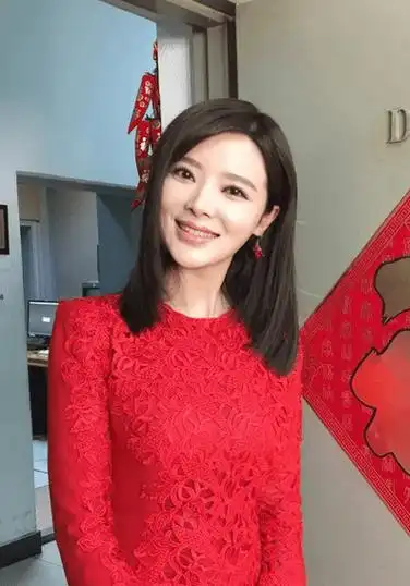 著名主播胡蝶:进央视前流过眼泪,嫁大丈夫陆川没有恨嫁心理_工作_比赛