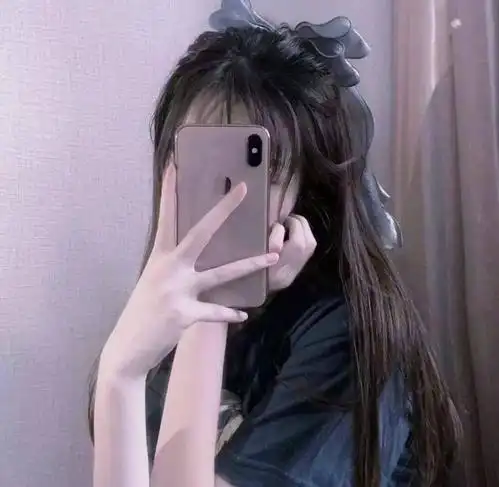 手机对镜自拍挡脸头像