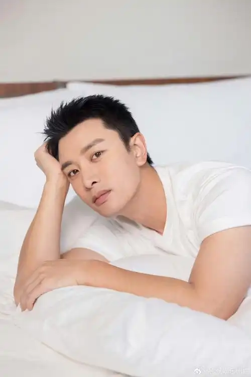 所以贾乃亮是要举办什么发布会啊