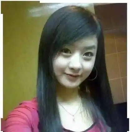 这场比赛,为赵丽颖走进娱乐圈打开了一扇窗,准确的是开了一条小缝儿吧