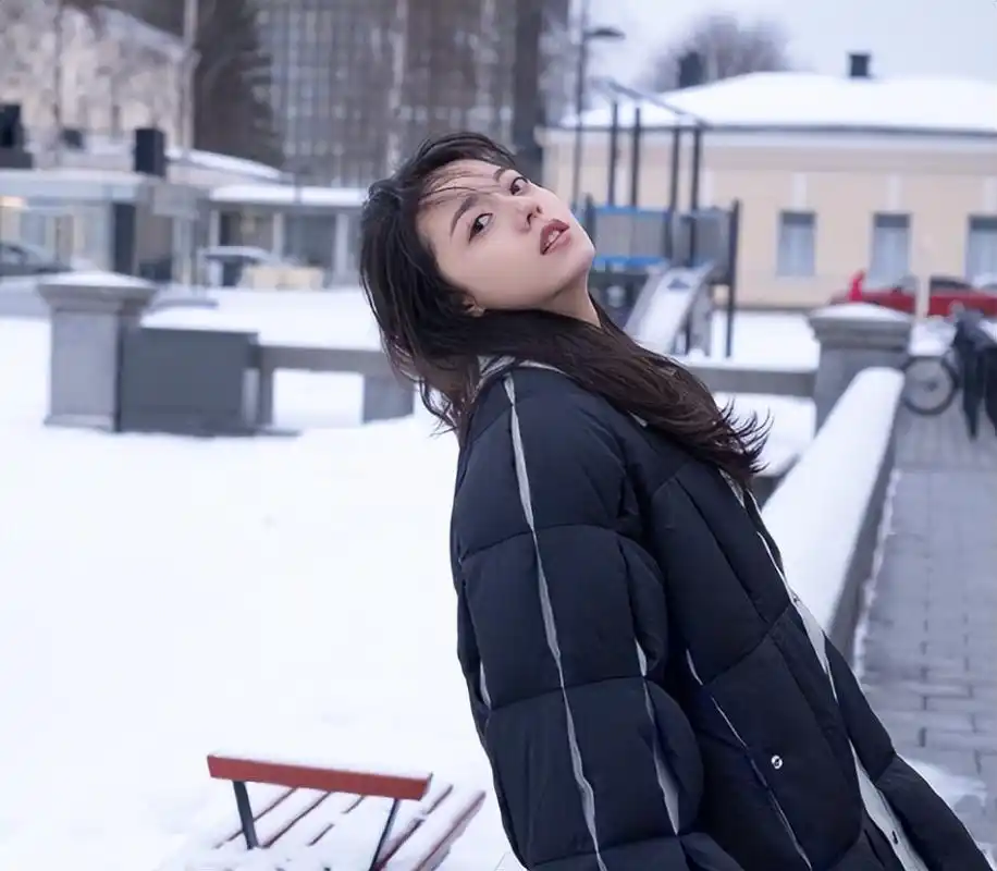 21岁的年纪,11年的演艺生涯,美貌与才华并存的赵今麦又出王炸!