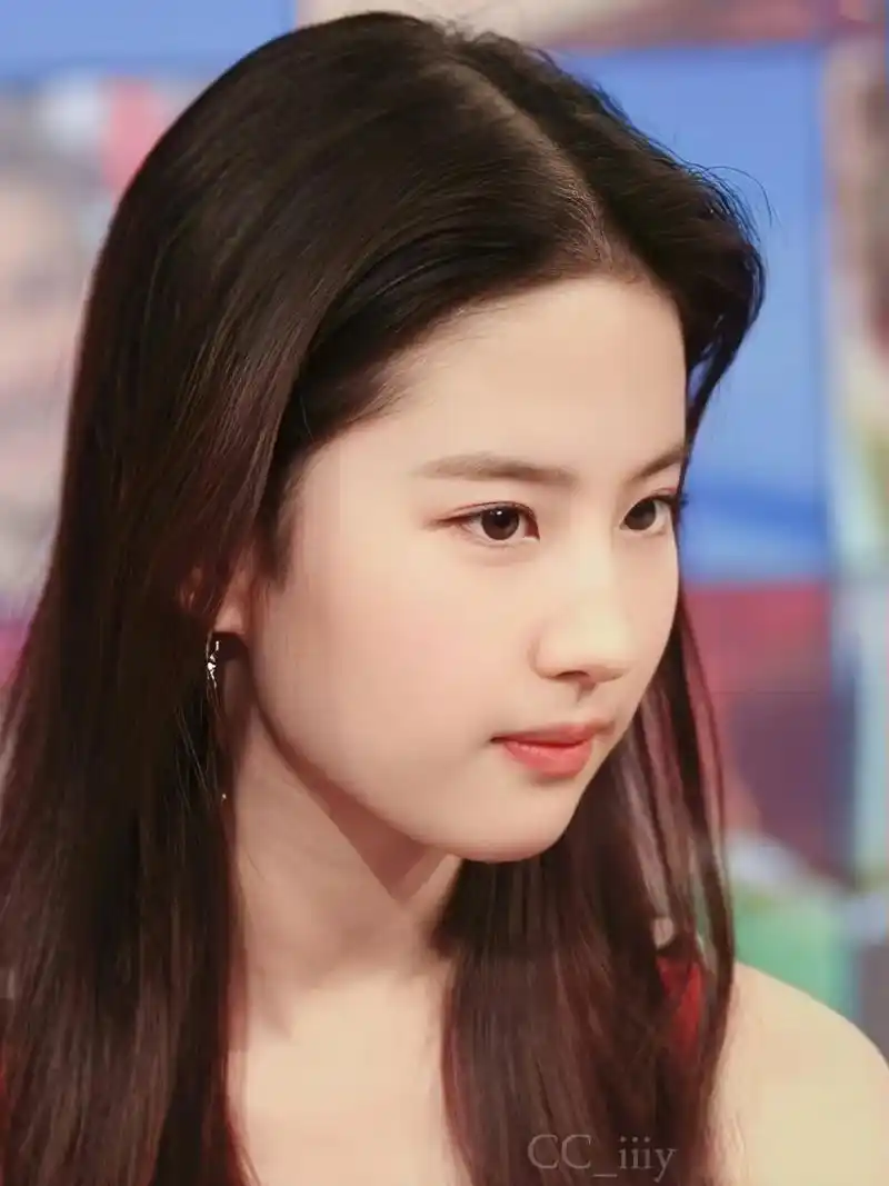 好家伙,我想都不敢想成这样,她16岁就长成这样#刘亦菲 - 抖音