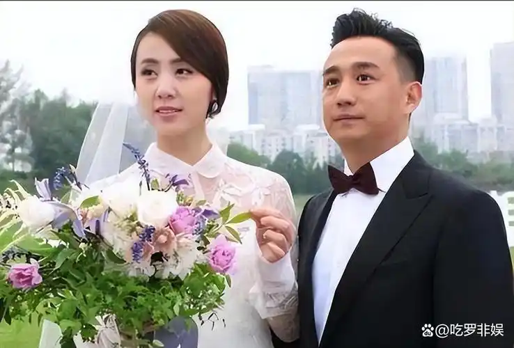 孙莉被黄磊追到手的时候才17岁看了旧照后才知道黄磊有多幸福