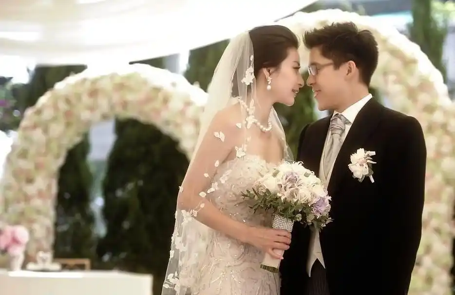 郭晶晶与霍启刚婚礼