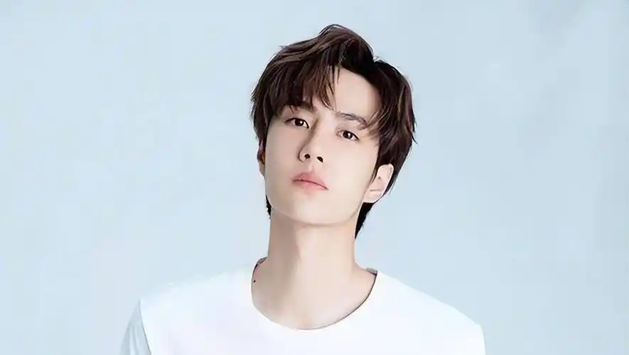 王一博肖战的分头发型有多帅?