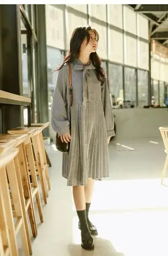 倚乡阁秋冬季森系文艺复古学院风学生中长款长袖蝴蝶结格子百褶连衣裙