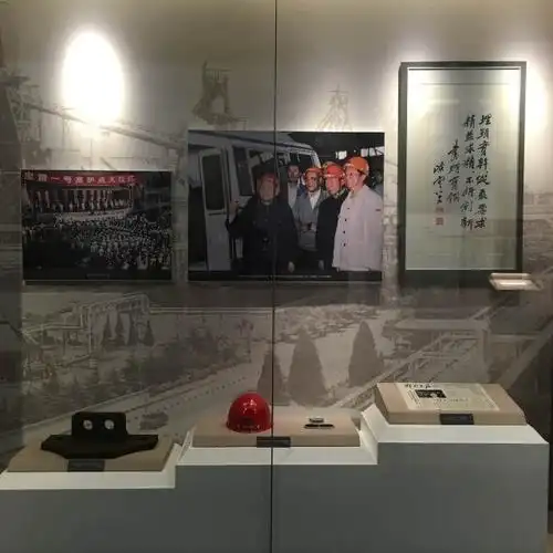 锐衡体育团队走进陈云纪念馆-体育频道-手机搜狐