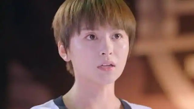 《甜蜜暴击》赵越挑战程亚楠,手势一出,全场安静了