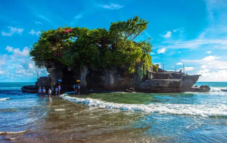 印尼巴厘岛五,海神庙,金巴沙滩