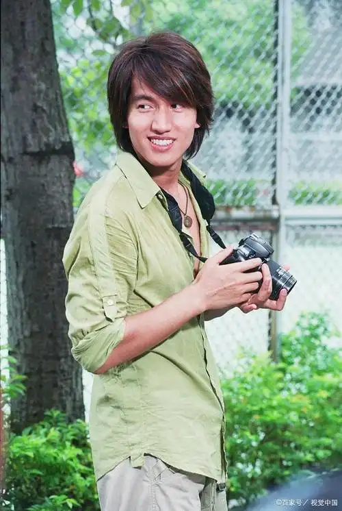 台湾男艺人丨言承旭经纪人丨行程动态