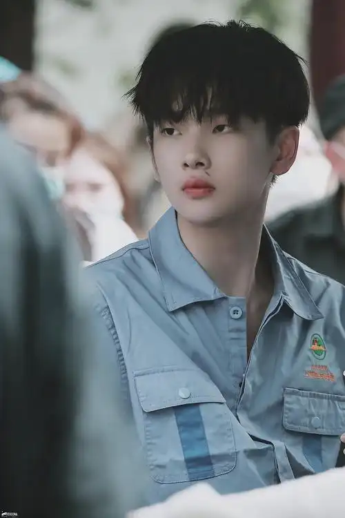 求求各位大佬帮帮忙?