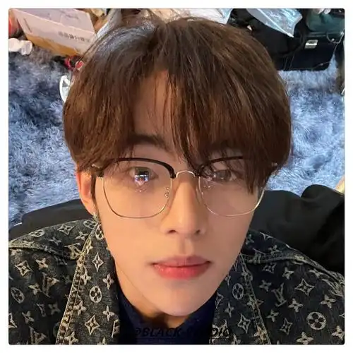 【现货速发】理工男半框眼镜韩版潮眉线黑银斯文半框理工男眼镜大脸