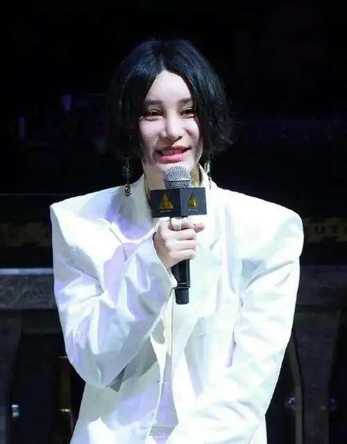 尚雯婕整容有瘾?如今这个样子让人不忍直视