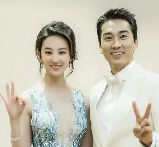 刘亦菲宋承宪分手后重燃旧情?两人被曝私下约会甜蜜互动