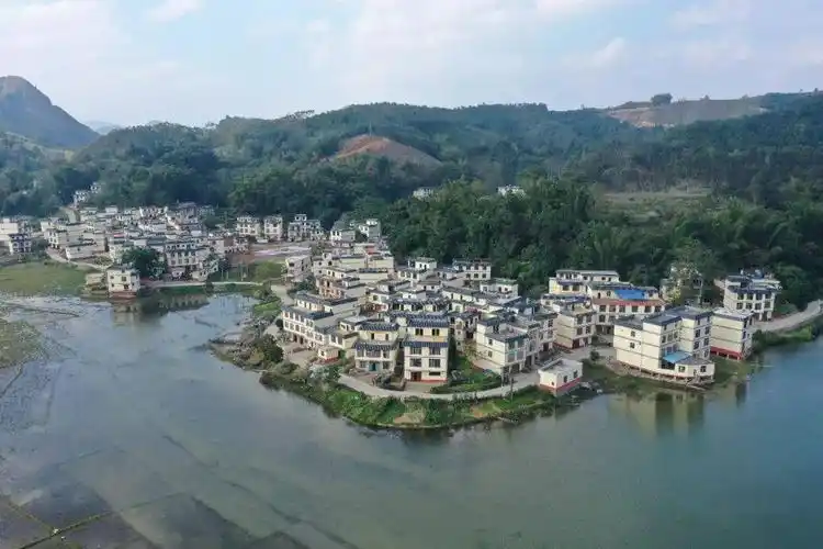 大化新时代新农村美丽常吉新风貌