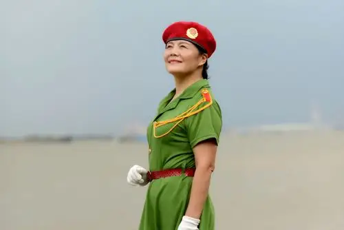 圆文艺女兵之梦