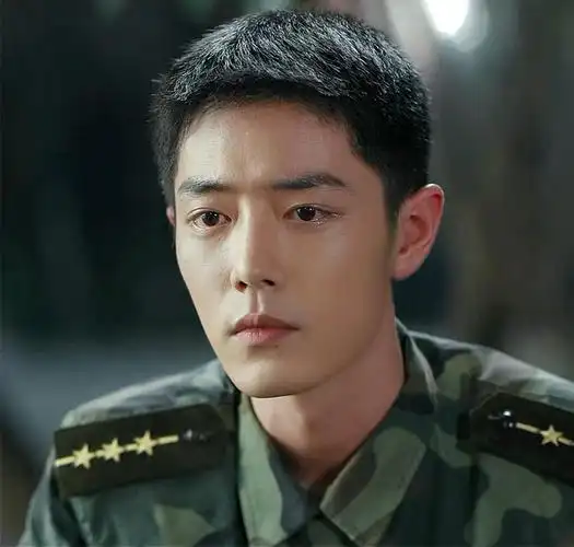 寸头才是男星颜值标准?张艺兴成翻版孙红雷,朱一龙撞脸光头强