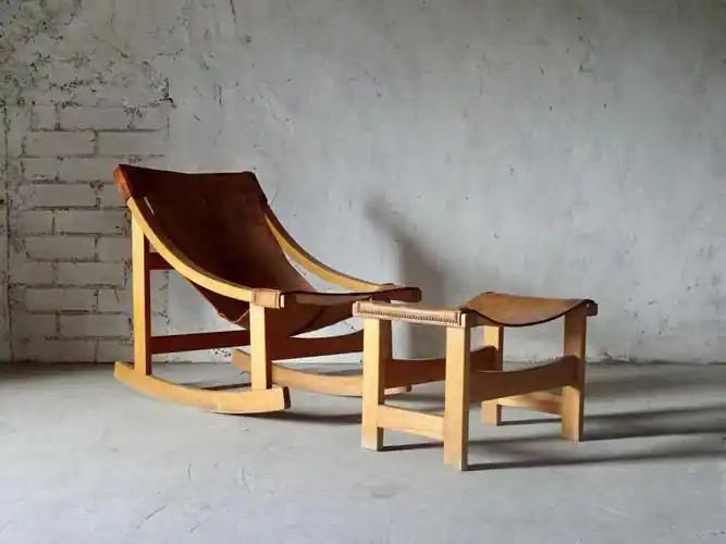 六十年代西班牙皮革摇椅一组