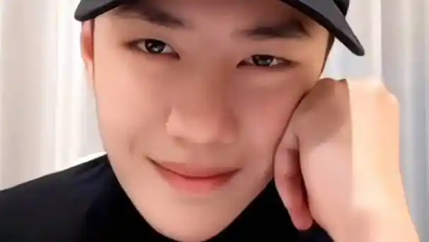 王一博素颜,清淡的你秒变王甜甜!