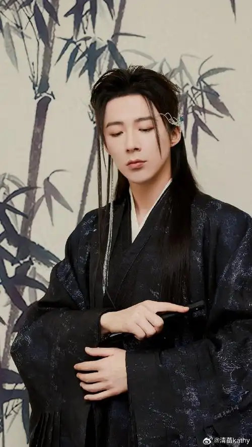 男明星簪花造型#刘宇宁绝美古风簪花造型,侠骨柔情,柔中带刚,超爱