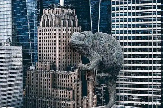 巨型生物"入侵"城市,与环境十分契合,让人看不出ps的痕迹