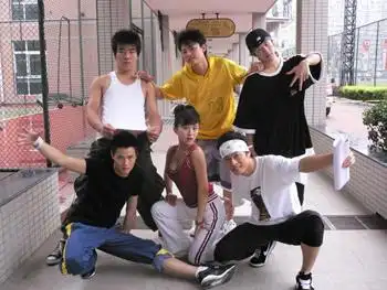 《街舞少年》掀起街舞热潮,再燃霹雳情怀_电视剧情_嘻嘻网