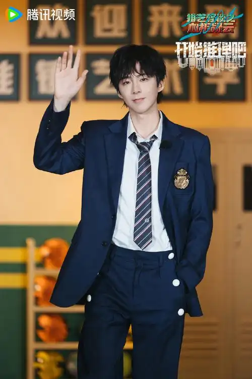 刘宇宁美式男大##刘宇宁漫画身材比例