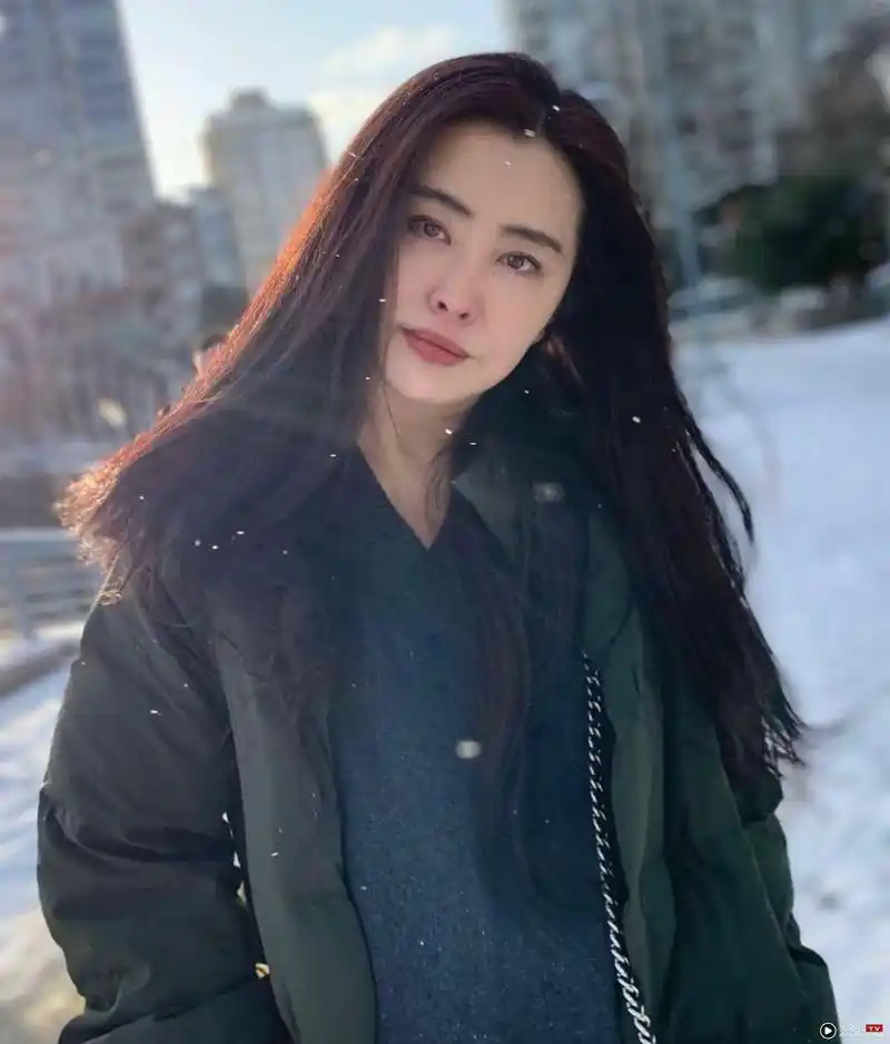 香港电影女神王祖贤经历了什么?被网友酸:尽显老态!