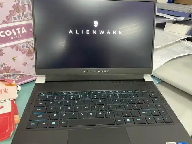 外星人笔记本电脑