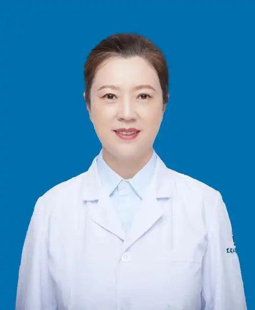 专家风采皮肤科杨惠敏主任医师