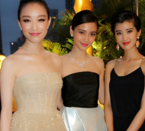 盘点女星们的合照,看看谁最漂亮吧