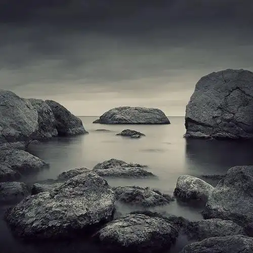 乌克兰的风景摄影师nick lisitsin的微光素描黑白风景作品,偏爱自然光