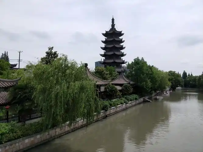 泗泾一上海闹市中的古镇