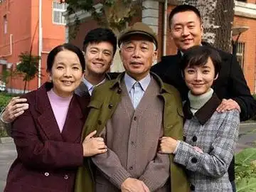 石光荣和他的儿女们 吕丽萍