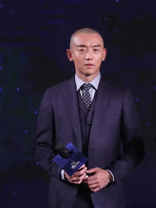 姓郑的6位明星,有你钟意的吗?