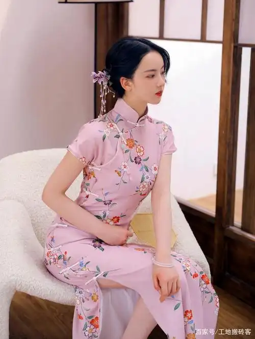 穿旗袍的复古美女(15p)