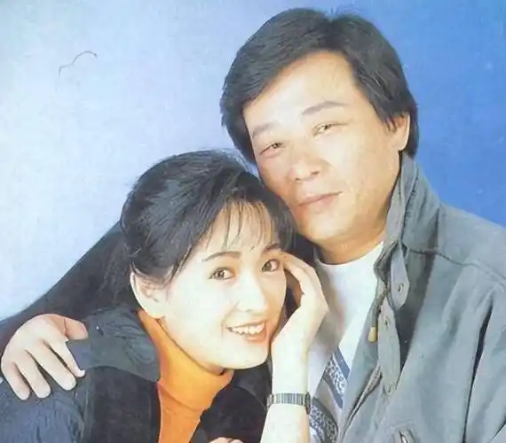 寇世勋:坐拥一妻一妾,两个女人和谐相处,全靠他楼上楼下来回跑_崔瑶琪