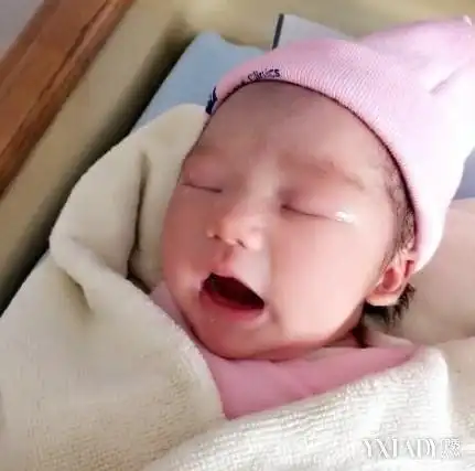 【图】杨幂的孩子小糯米图片 杨幂儿童节产下女儿获祝福