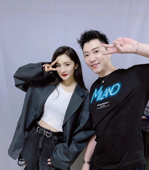 杨幂和男友人多张合照曝光!