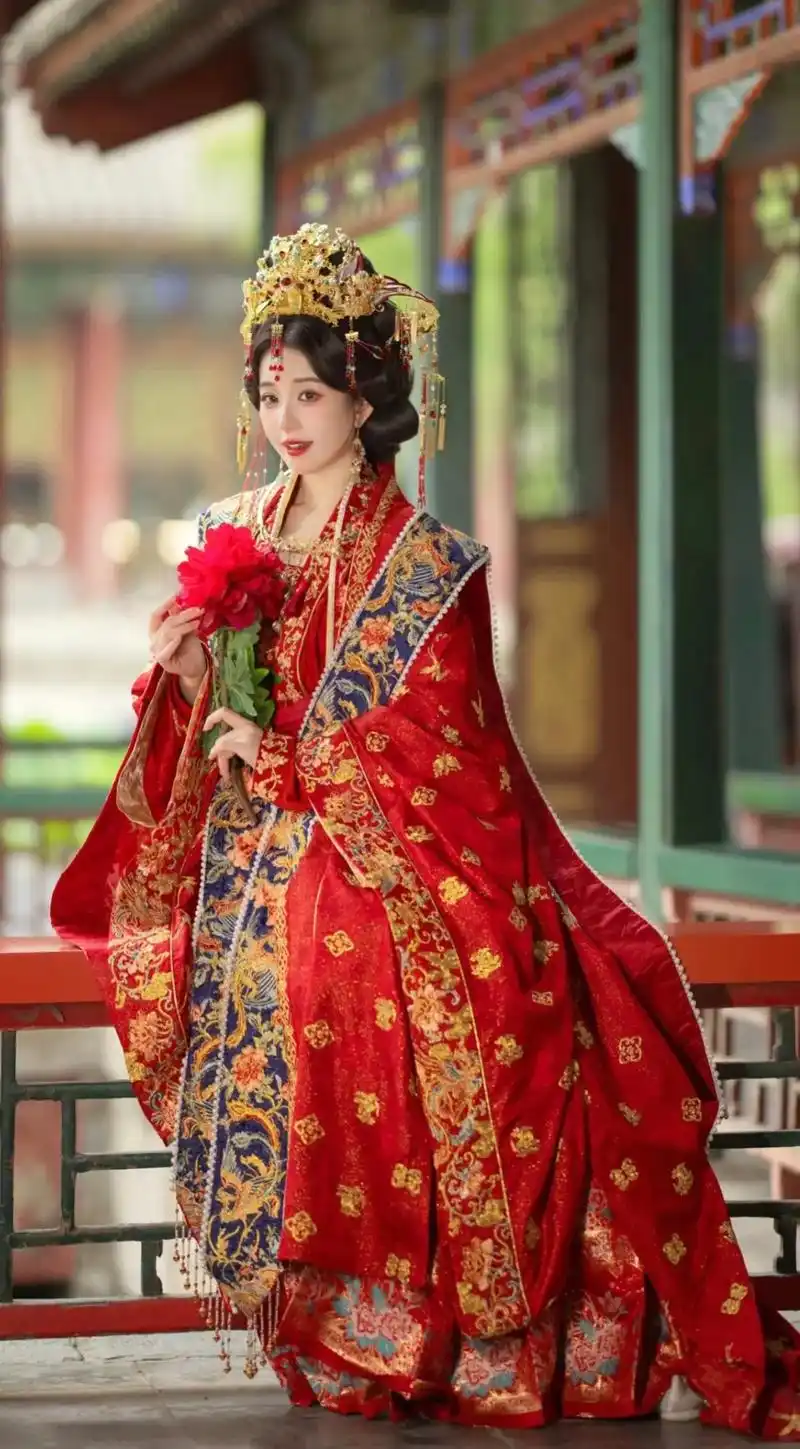 【盛京风华汉服工作室】宋制婚服 云河千色琴瑟和鸣 华丽的拖尾 - 抖