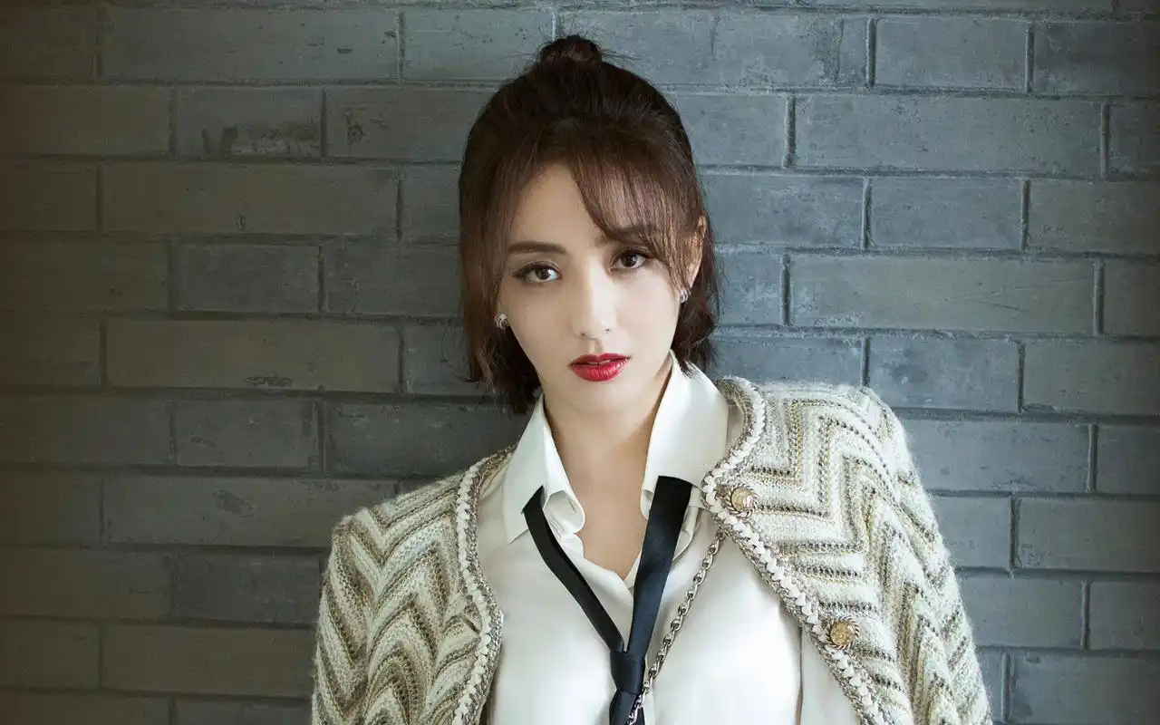 佟丽娅性感写真高清桌面壁纸高清大图预览1920x1200_大陆明星下载_美