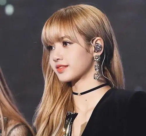 唯美无印女星丨lisa无修图被疯传这颜值谁还敢轻视