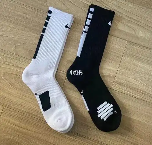 加厚毛巾底运动护脚 缓震防滑#小红书助手  #运动  #袜子  #篮球袜