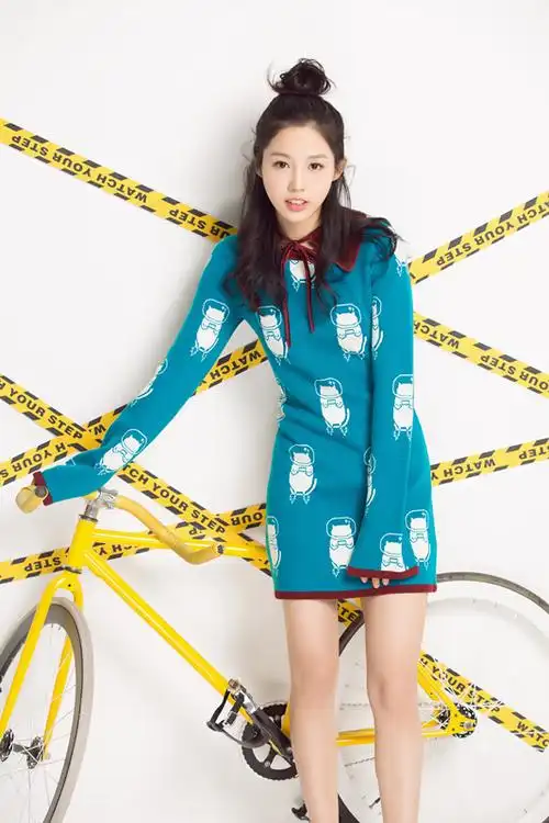 我的体育老师娜娜青春写真曝光