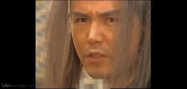 这组剧照是林瑞阳在电视剧《绝代双骄》中的扮相,虽然有些狼狈,一头